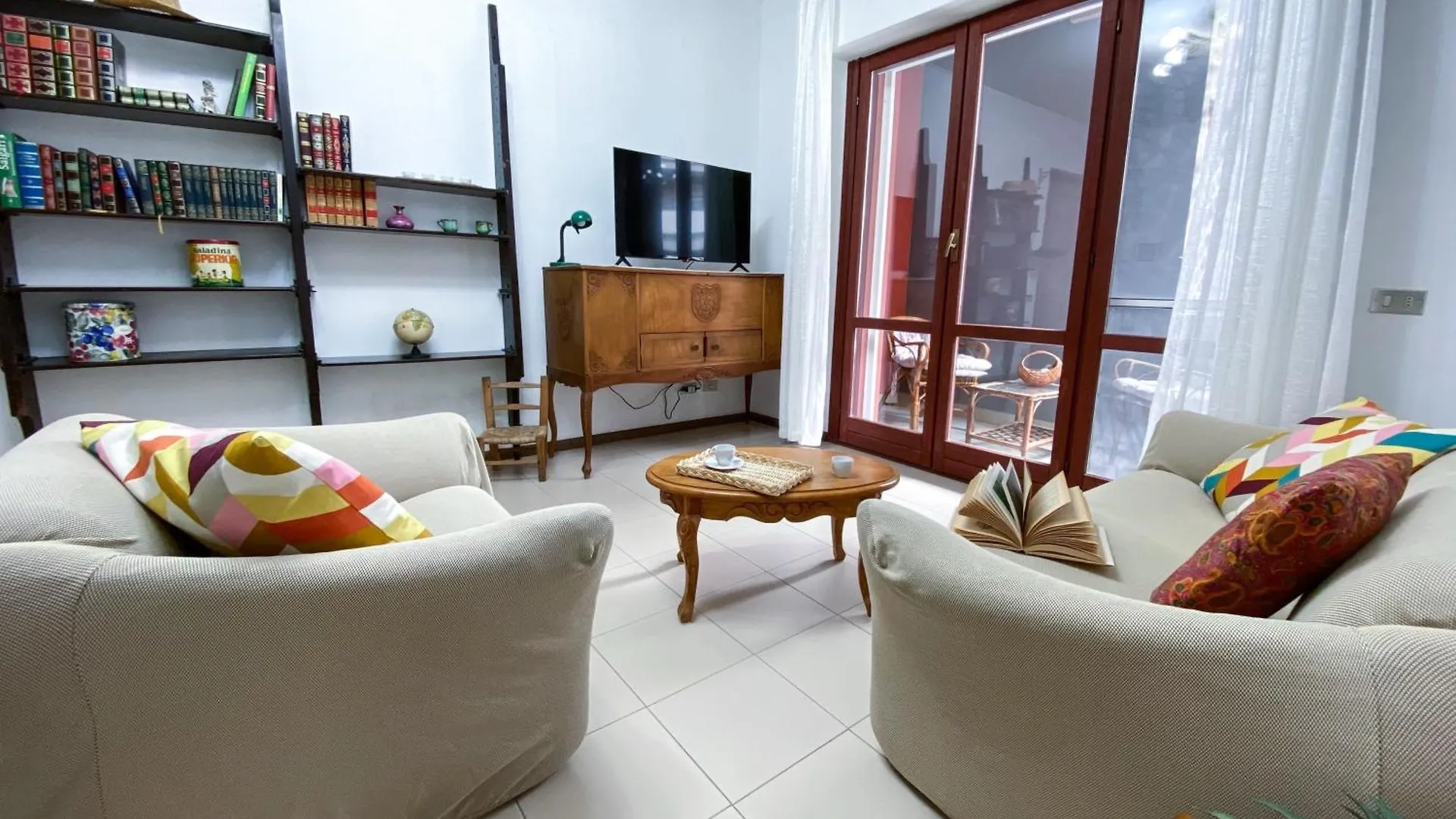 Casa Magnanina Sarda Apartamento Oristano